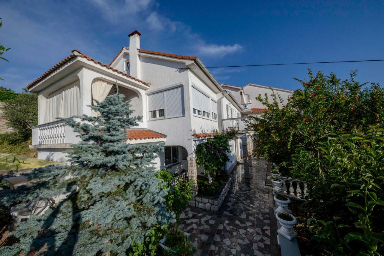 Apartmani Rab Kampor Exterior photo